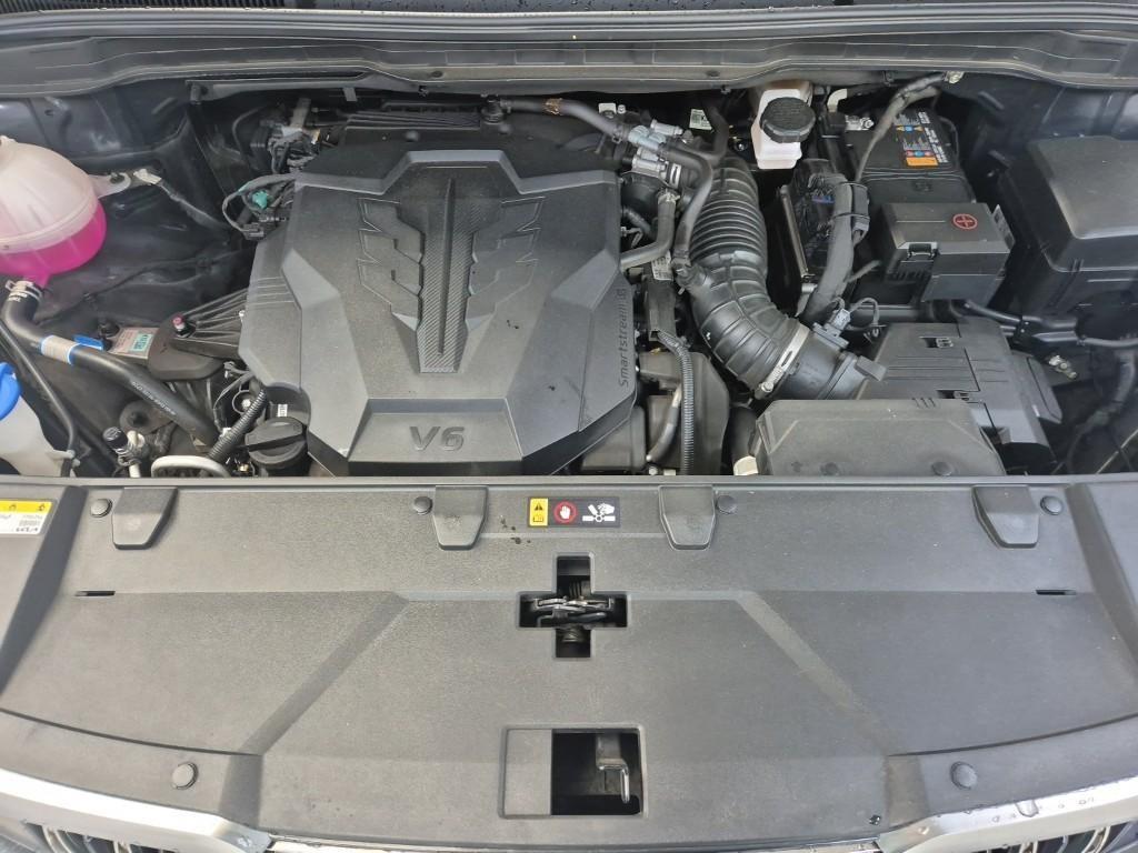 KIA Carnival - Vista 5