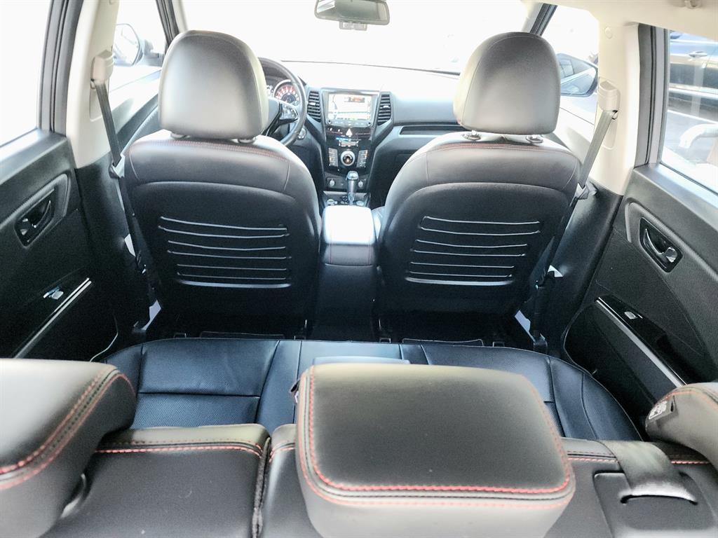 Ssangyong Tivoli 2018 Negro - Importación desde Corea - HF Imports Iquique - Foto 15