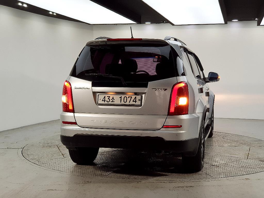 Ssangyong Rexton - Vista 3