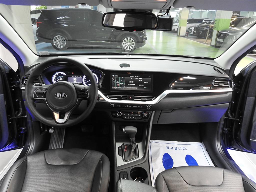 KIA Niro - Vista 11