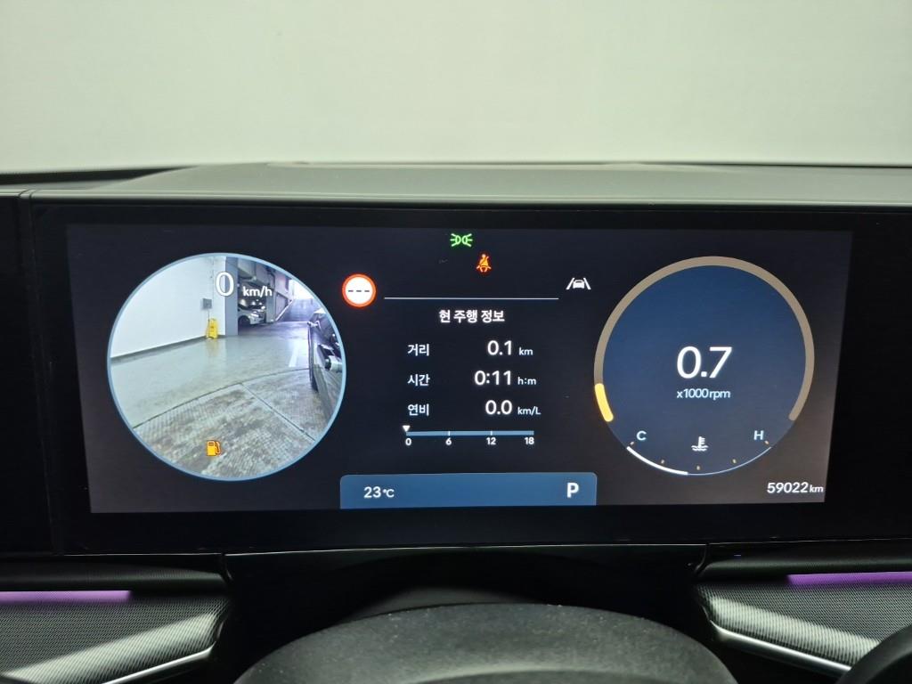 HYUNDAI Grandeur - Vista 7