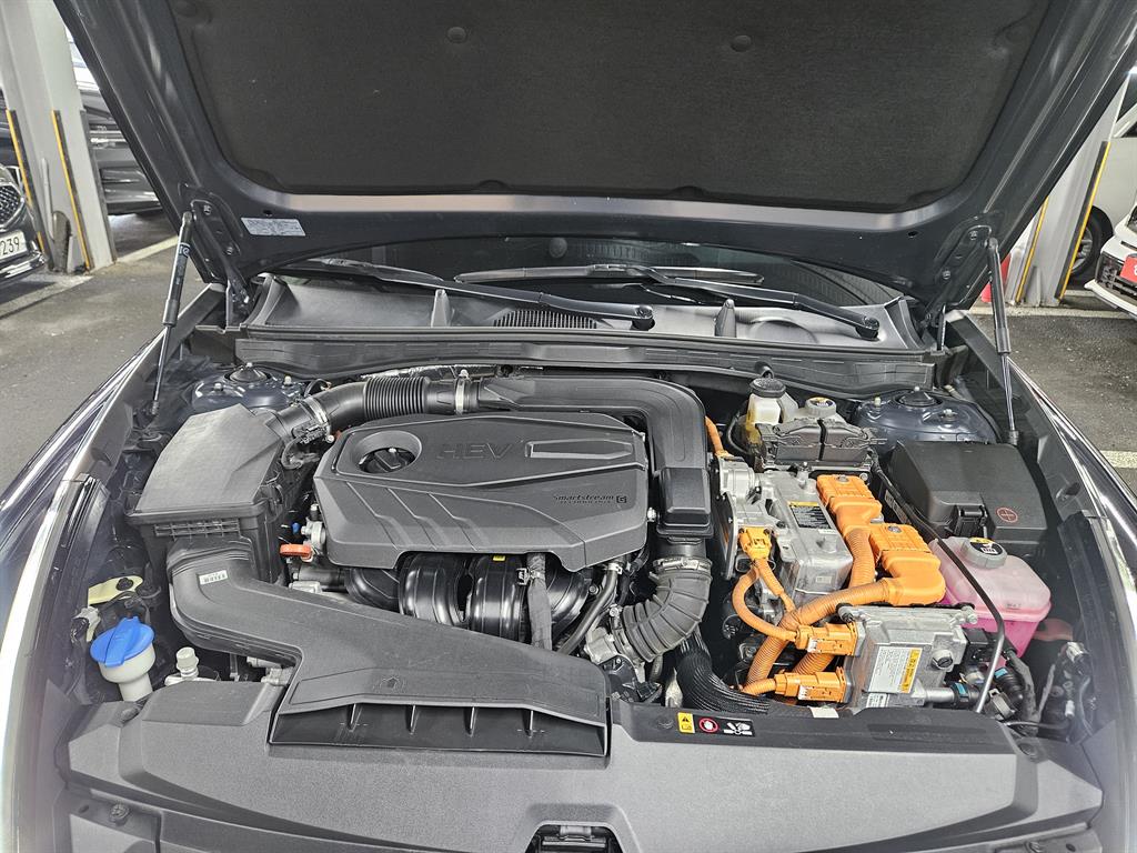 HYUNDAI Sonata - Vista 9