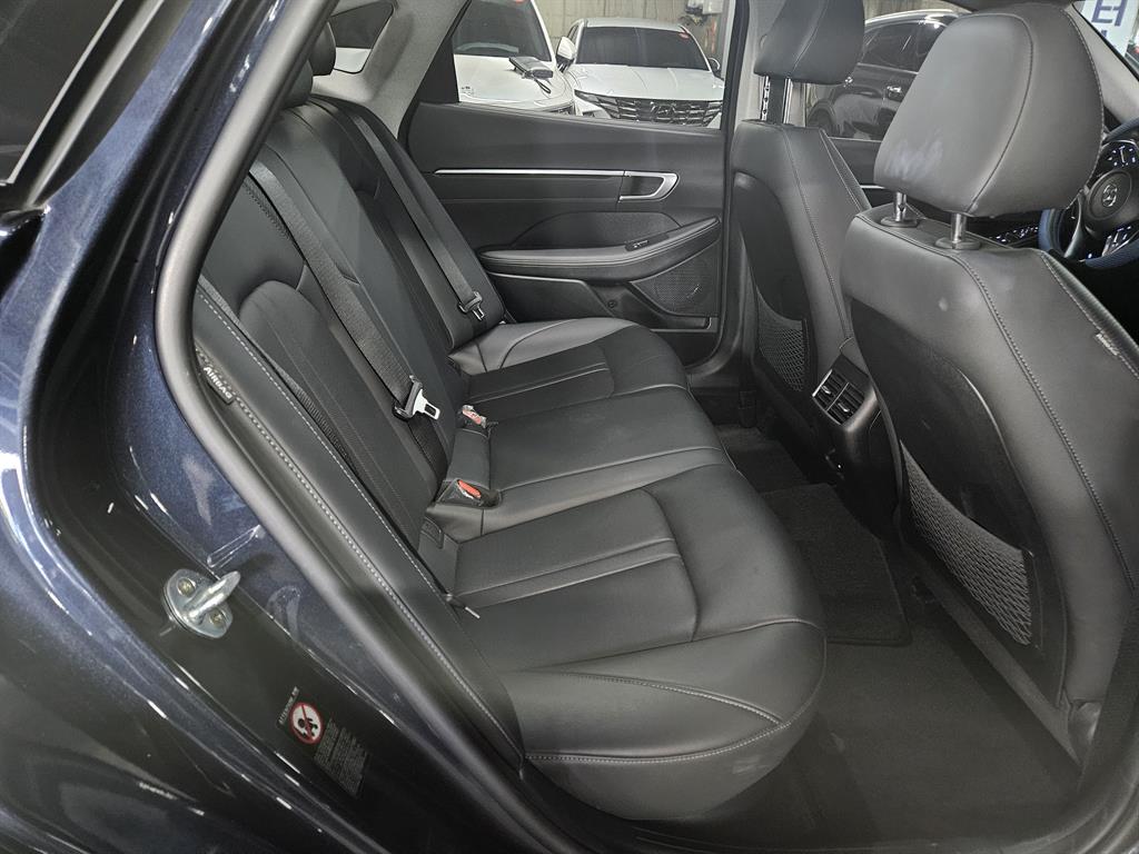 HYUNDAI Sonata - Vista 6