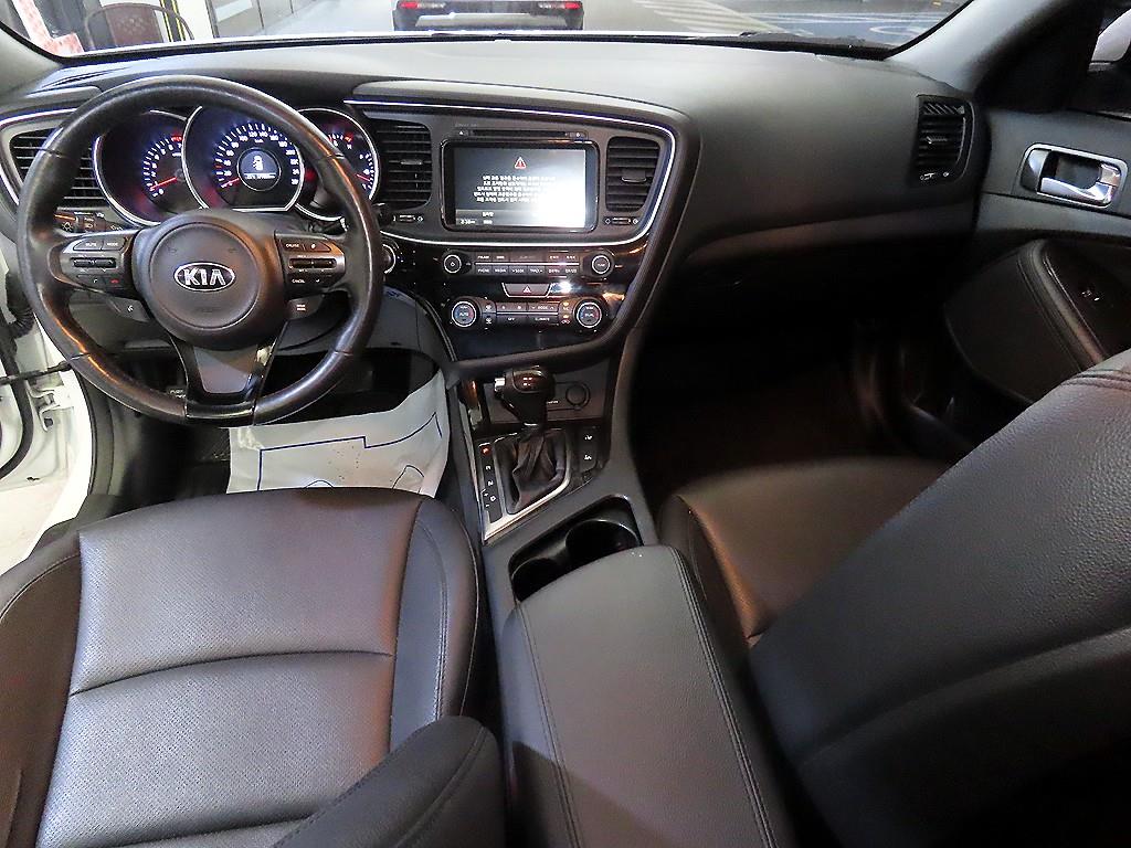 KIA K5 - Vista 10