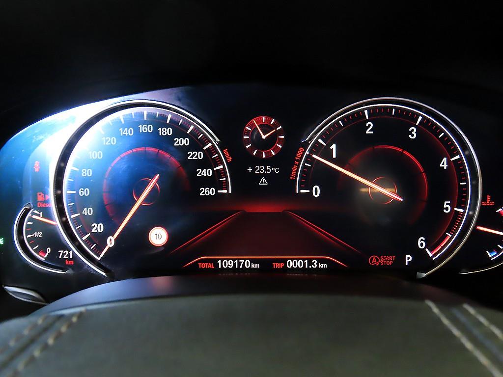 BMW 7 Series - Vista 9