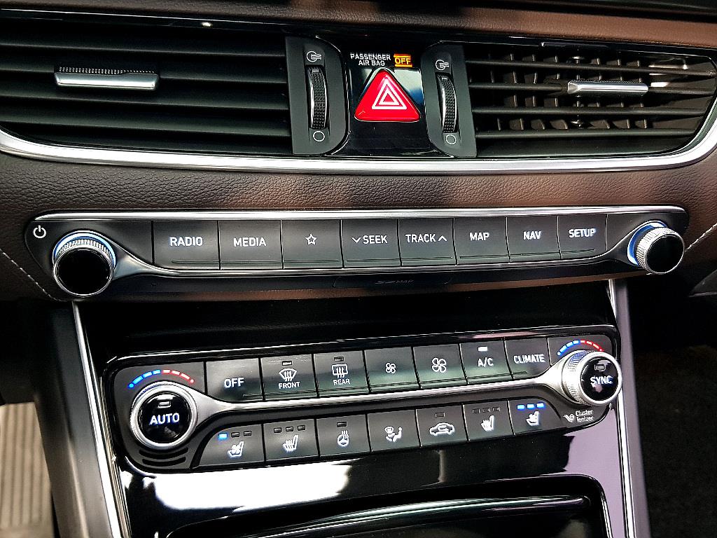 HYUNDAI Grandeur - Vista 11