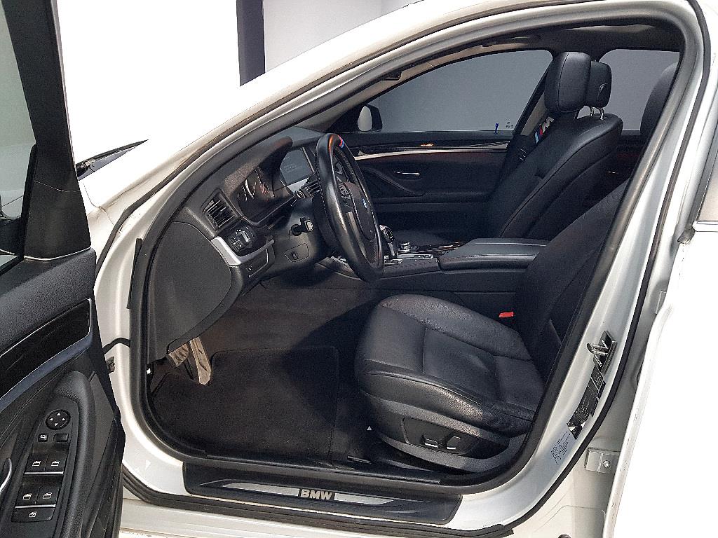 BMW 5 Series - Vista 7