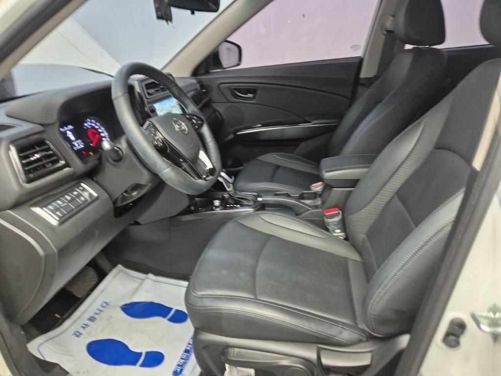 Ssangyong Tivoli - Vista 11