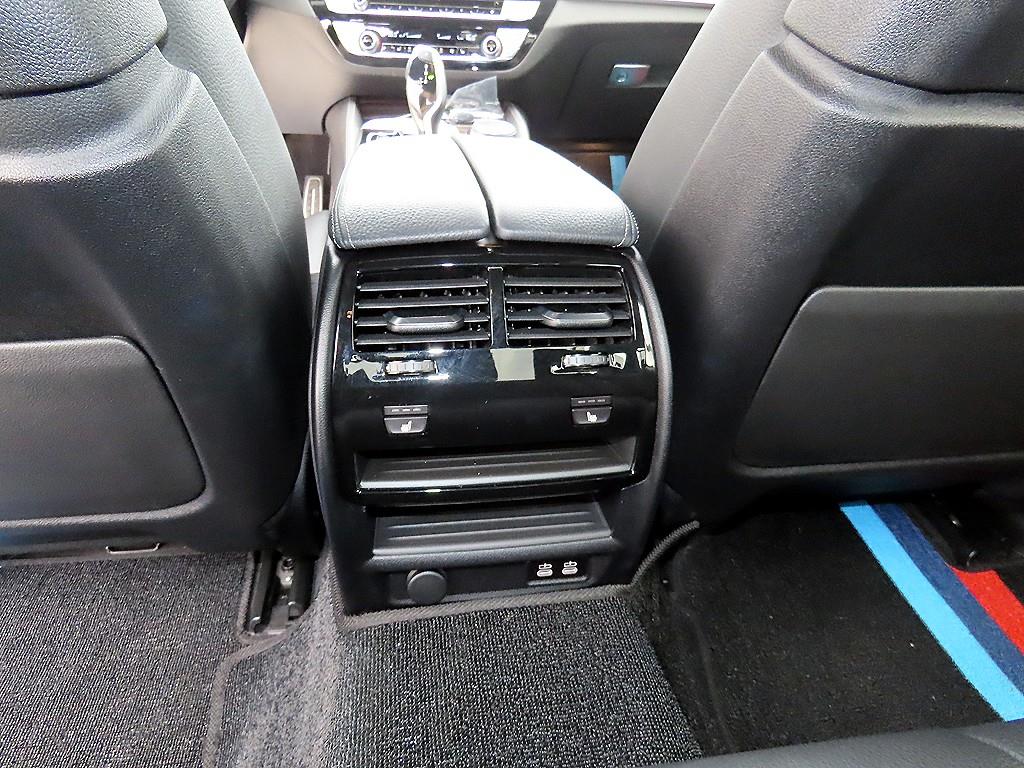 BMW 5 Series 2022 - Importación desde Corea - HF Imports Iquique - Foto 16