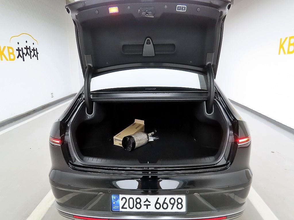 HYUNDAI Grandeur - Vista 5
