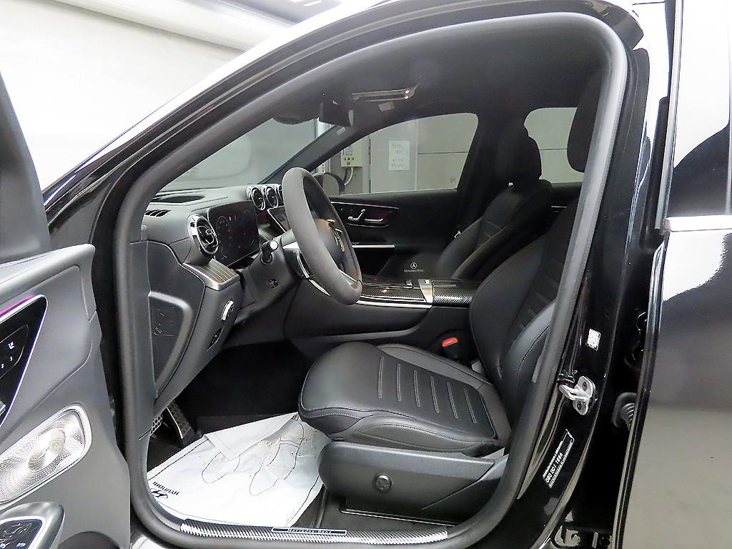 Mercedes Benz GLC Class - Vista 5