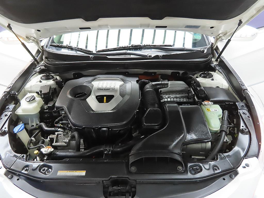 HYUNDAI Sonata 2012 Blanco - Importación desde Corea - HF Imports Iquique - Foto 8