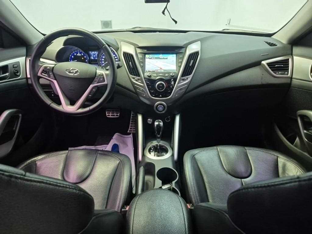 HYUNDAI Veloster - Vista 7