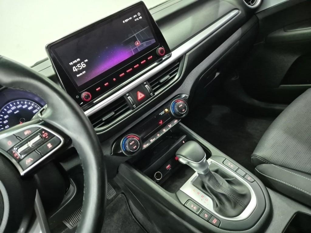 KIA K3 - Vista 10
