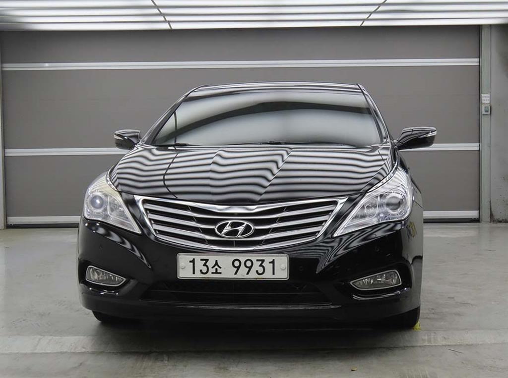 HYUNDAI Grandeur - Vista 2