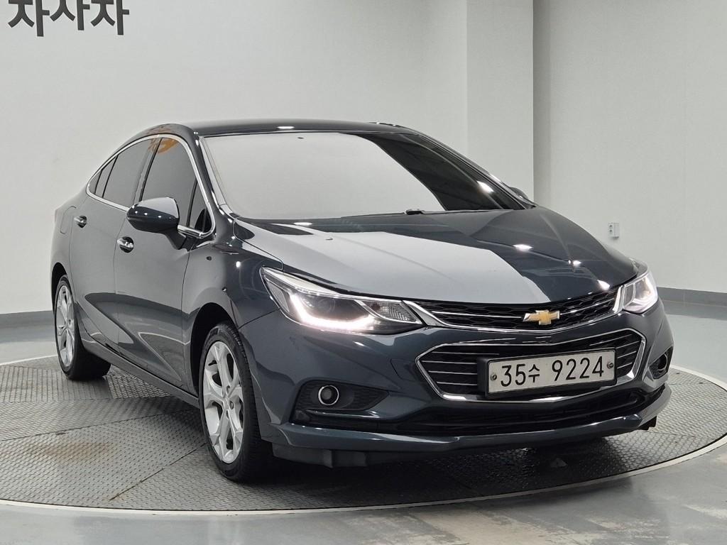 Chevrolet Cruise - Vista 4
