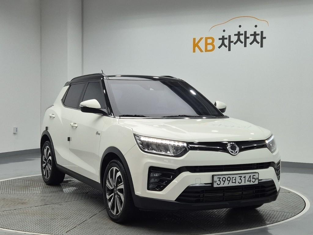 Ssangyong Tivoli - Vista 4