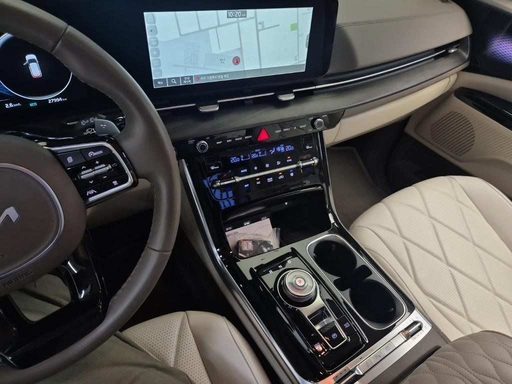 KIA Carnival - Vista 10