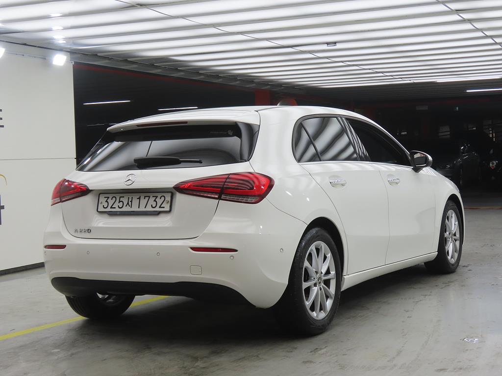 Mercedes Benz A Class - Vista 4