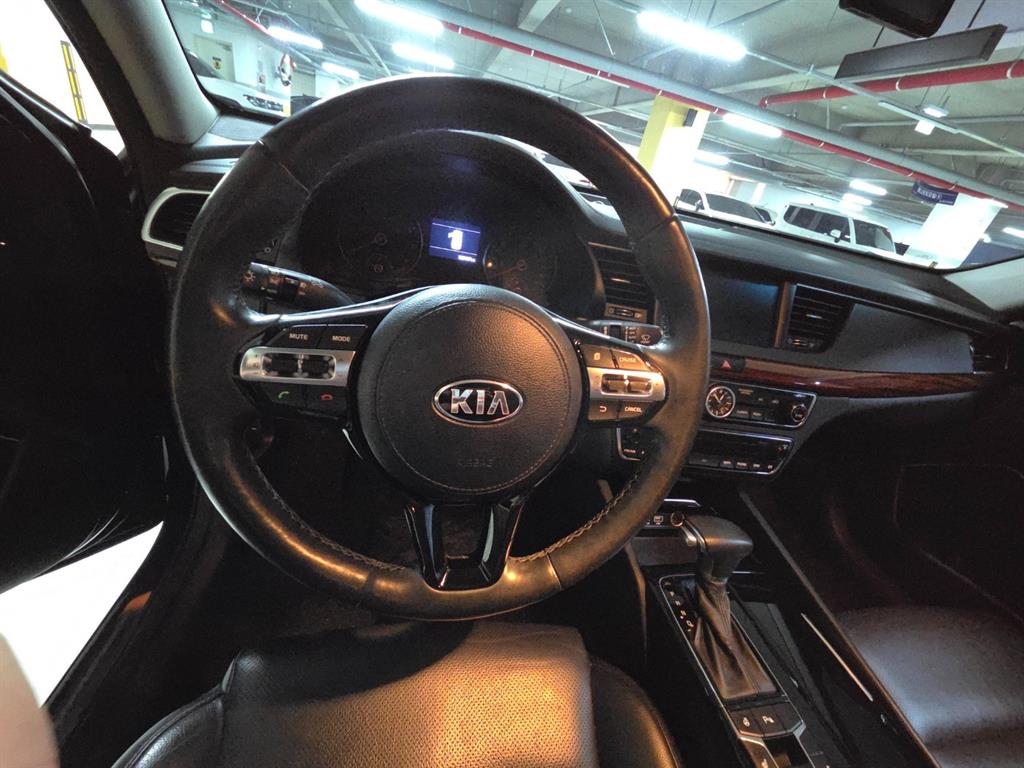 KIA K7 - Vista 6