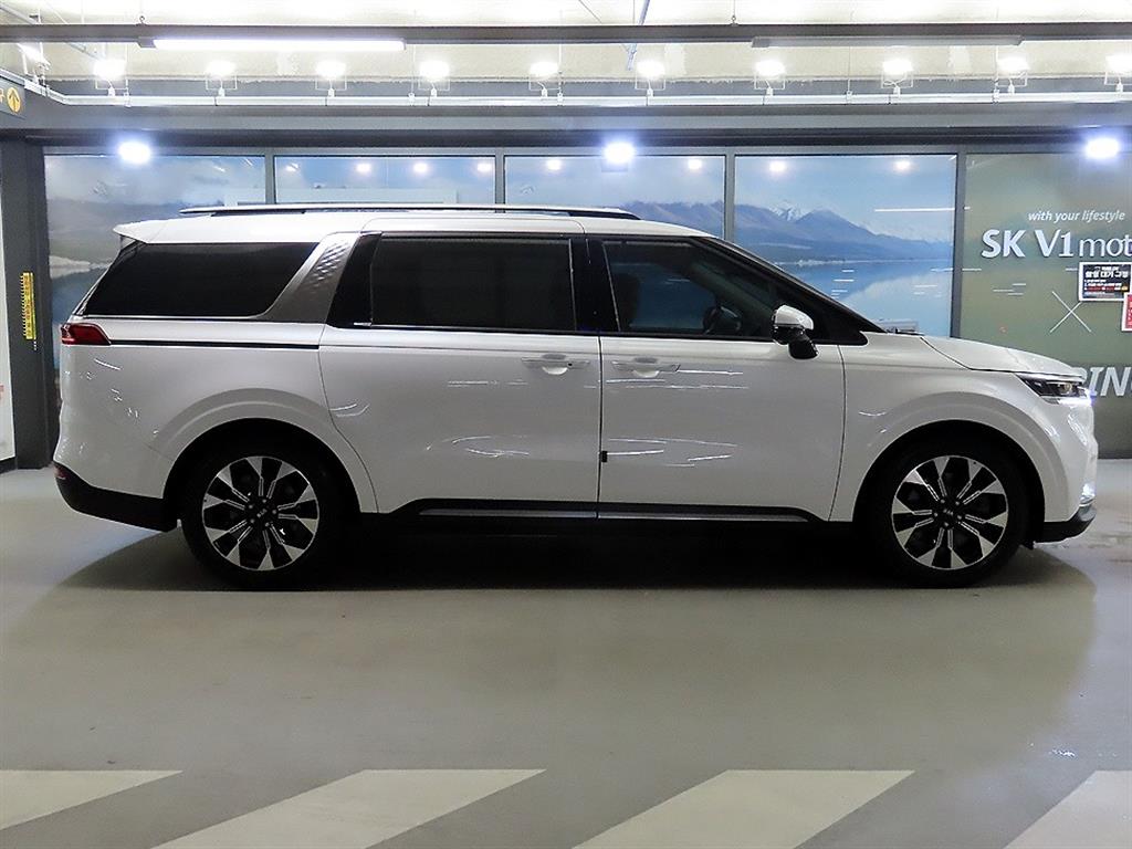 KIA Carnival - Vista 3