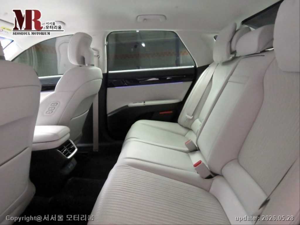 HYUNDAI Grandeur - Vista 6