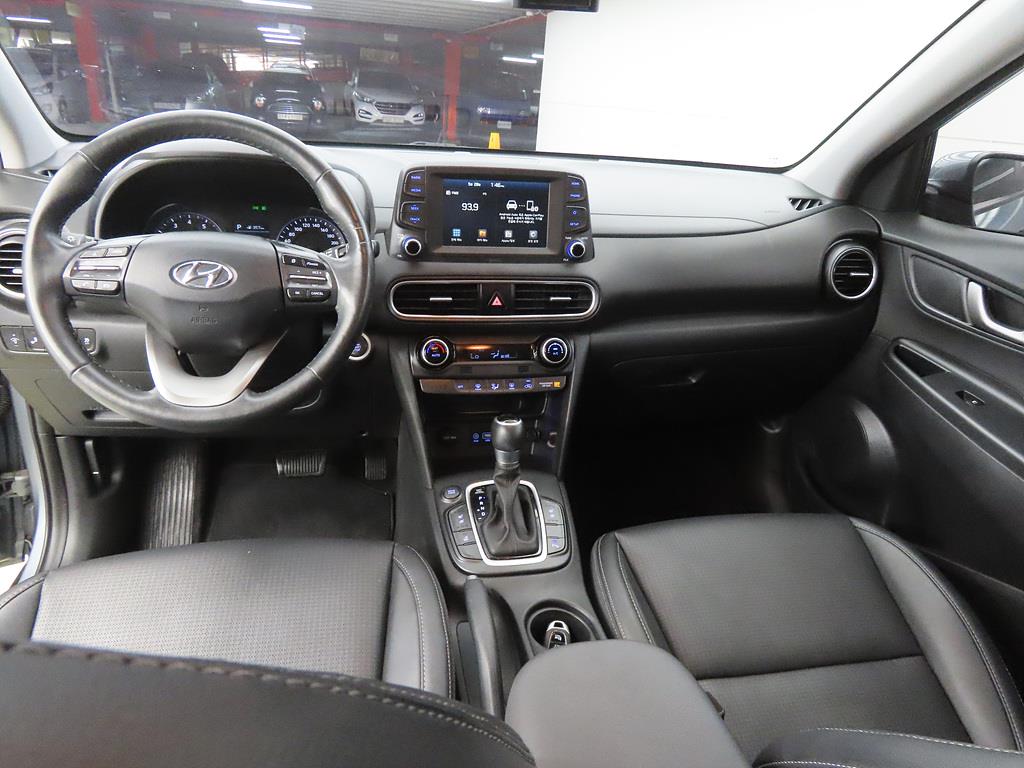 HYUNDAI Kona - Vista 7
