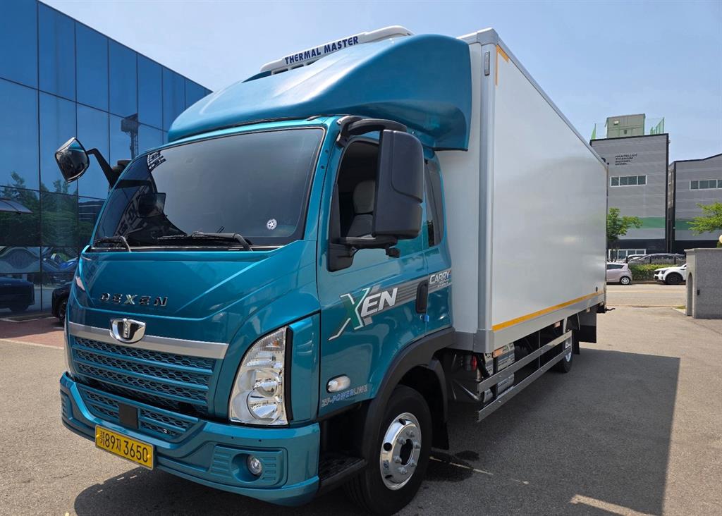 medium and large cargo truck 2025 Blanco - Importación desde Corea - HF Imports Iquique - Foto 1