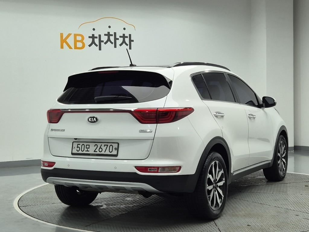 KIA Sportage - Vista 4