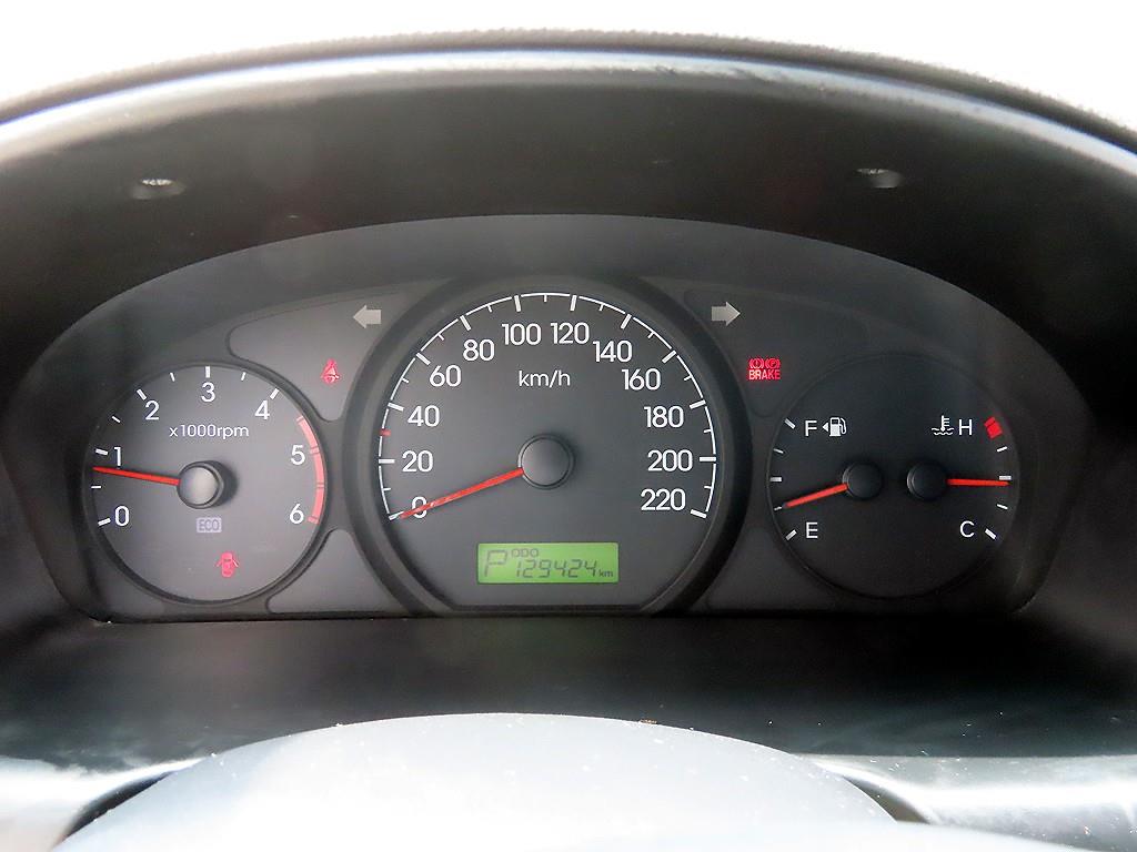 HYUNDAI Starex - Vista 10