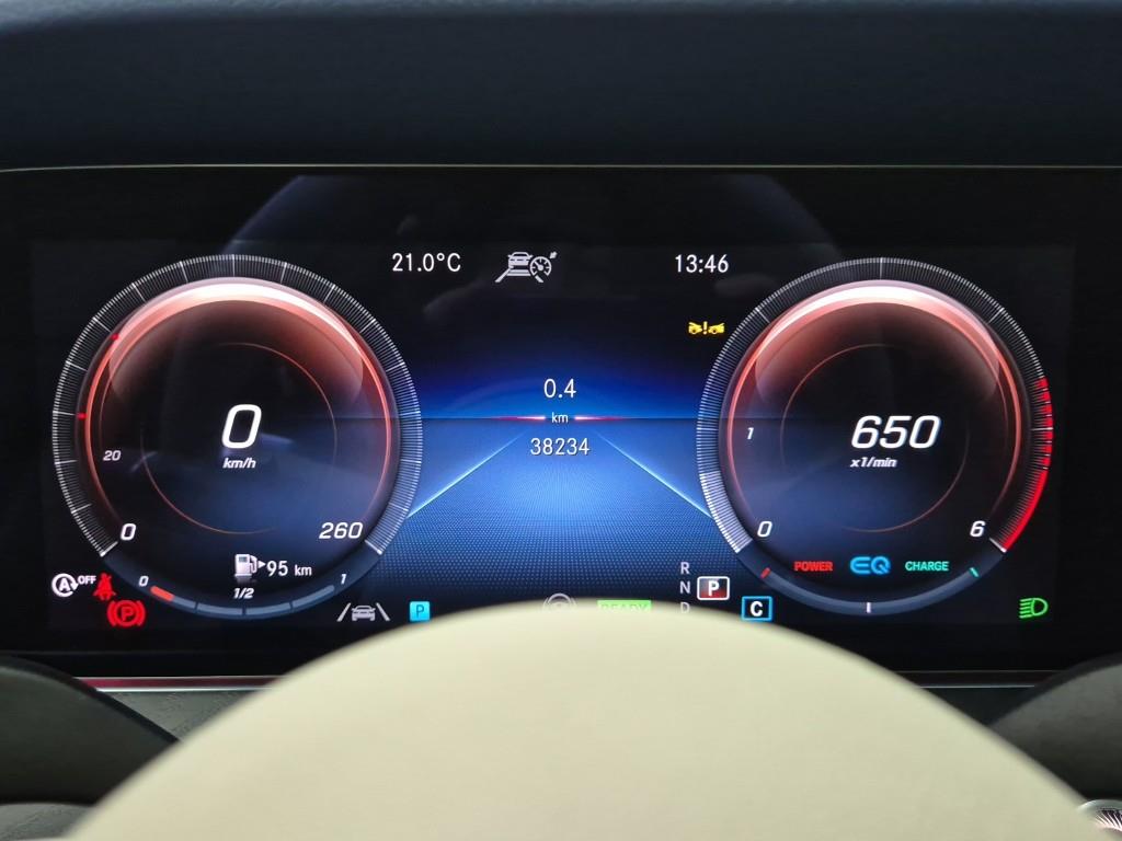 Mercedes Benz E class - Vista 7
