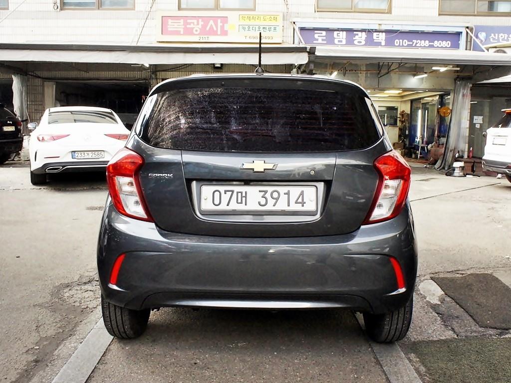 Chevrolet Spark - Vista 5
