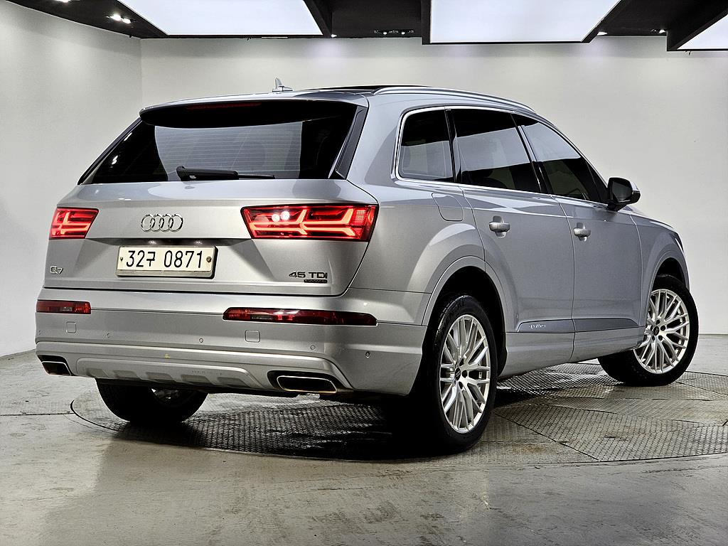 Audi Q7 - Vista 4