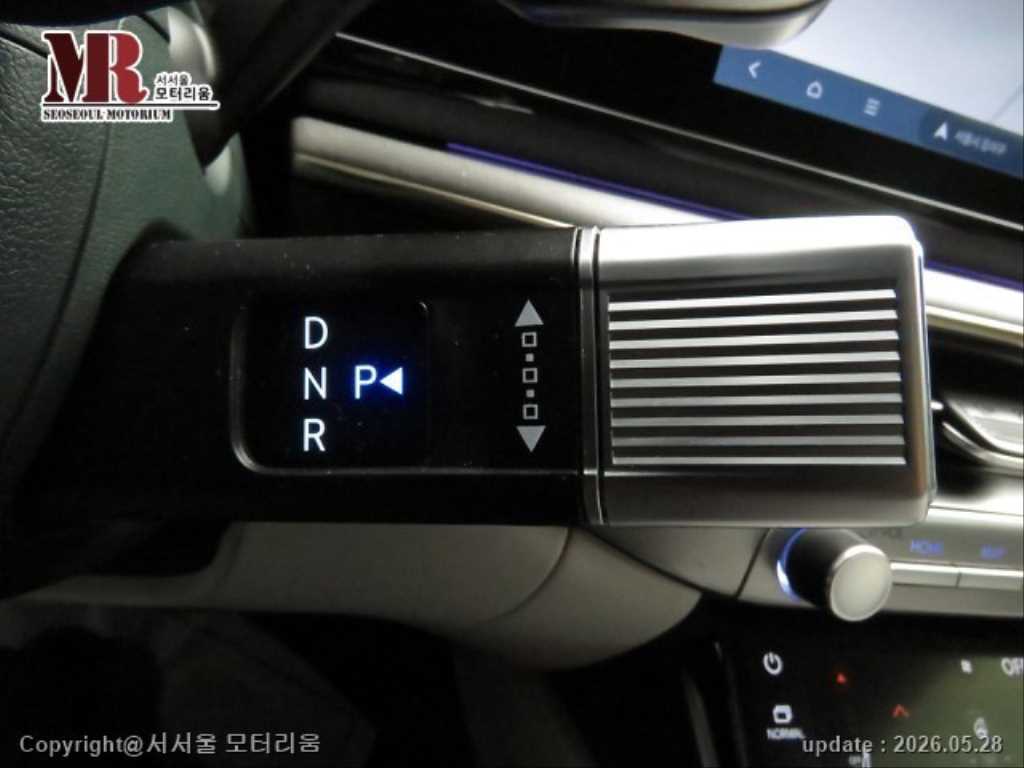 HYUNDAI Grandeur - Vista 11