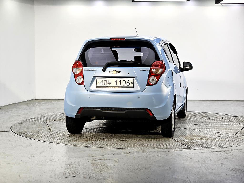 Chevrolet Spark - Vista 3