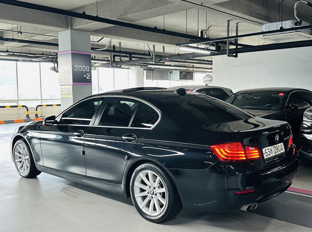 BMW 5 Series - Vista 3