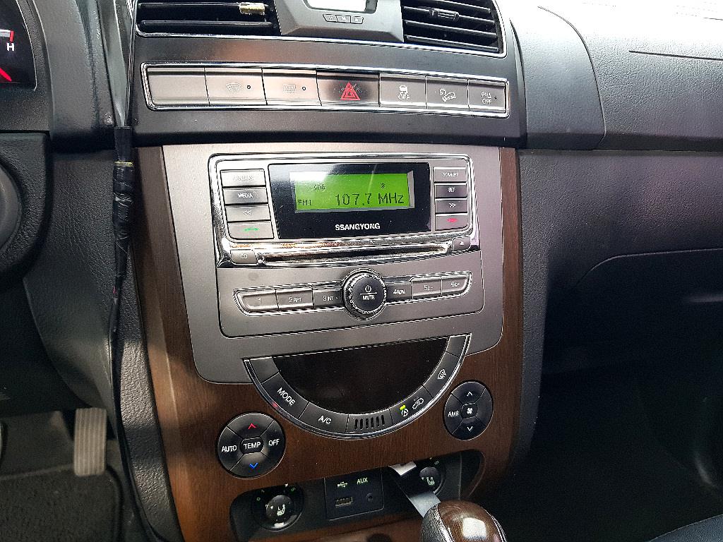 Ssangyong Rexton - Vista 11