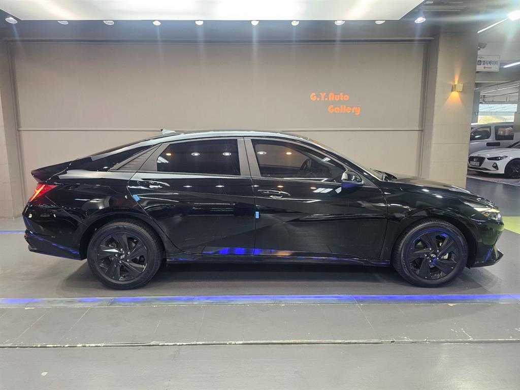 HYUNDAI Avante 2023 Negro - Importación desde Corea - HF Imports Iquique - Foto 13