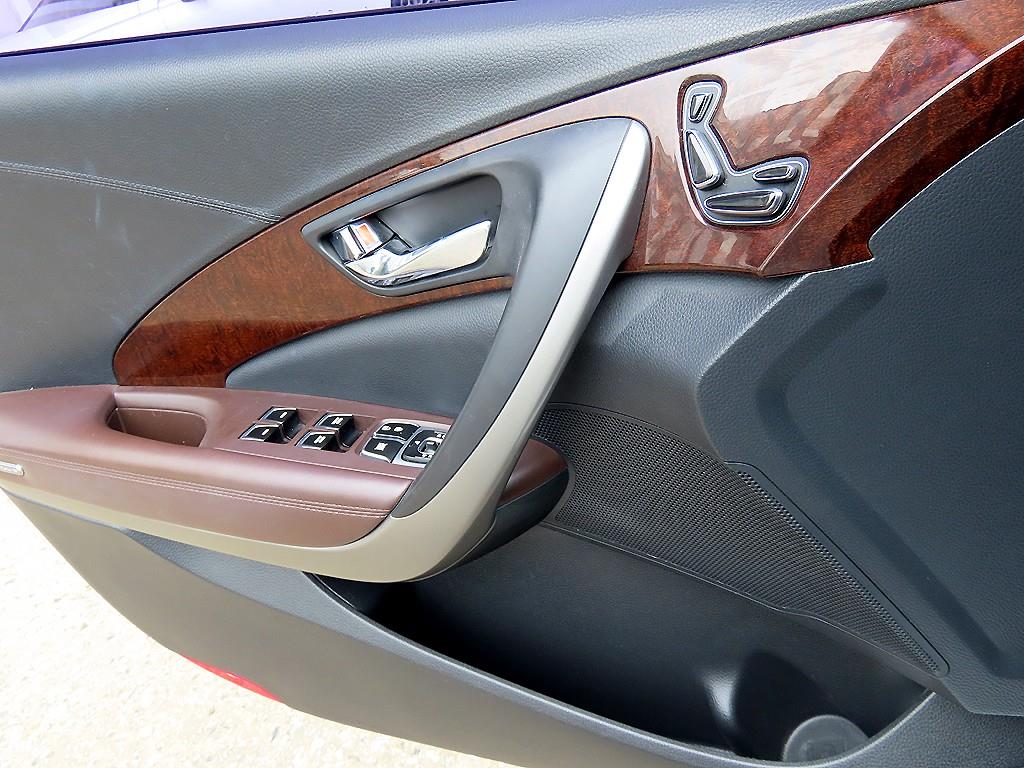 HYUNDAI Grandeur - Vista 12