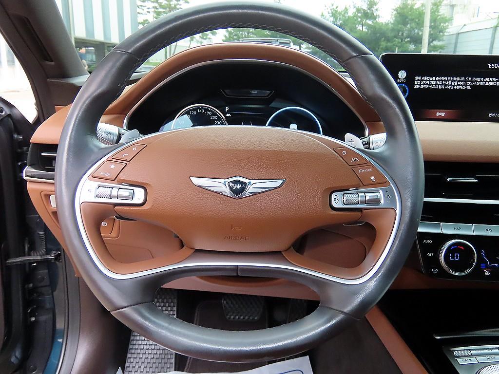 Genesis G80 - Vista 8