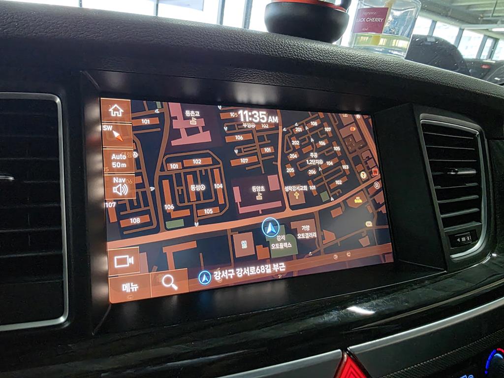 Genesis G80 - Vista 12