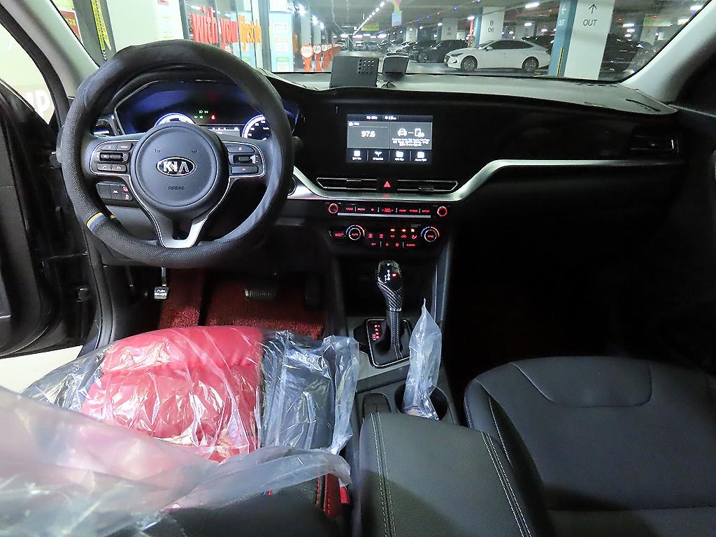 KIA Niro - Vista 10