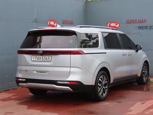 KIA Carnival - Vista 6