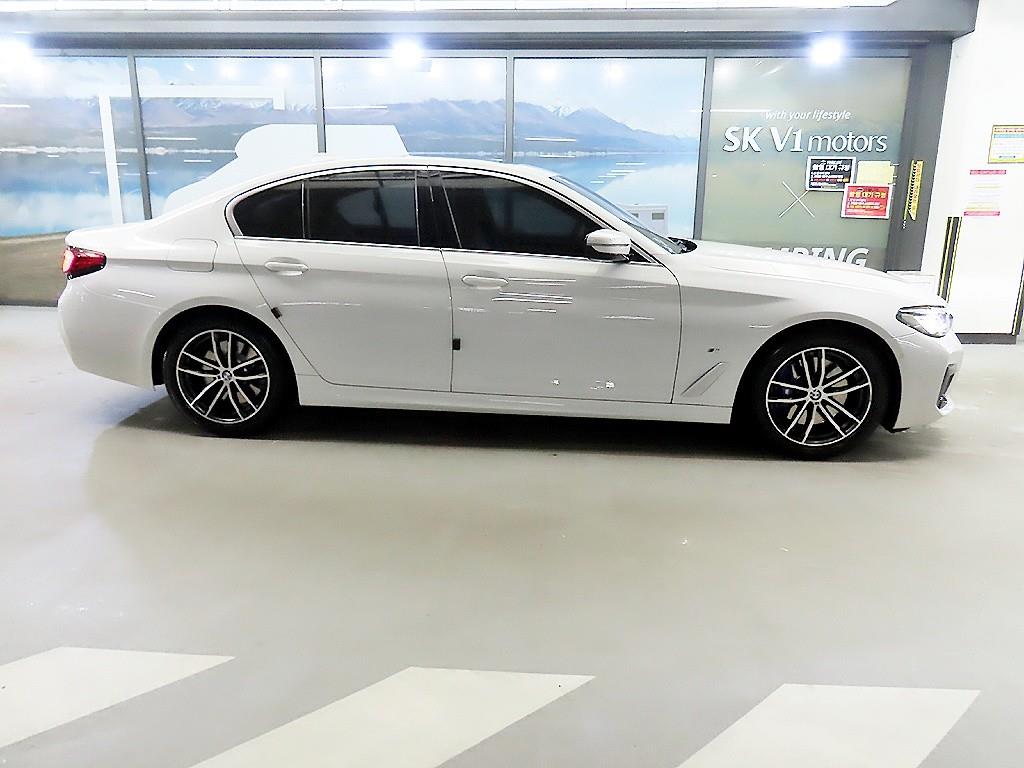 BMW 5 Series - Vista 3
