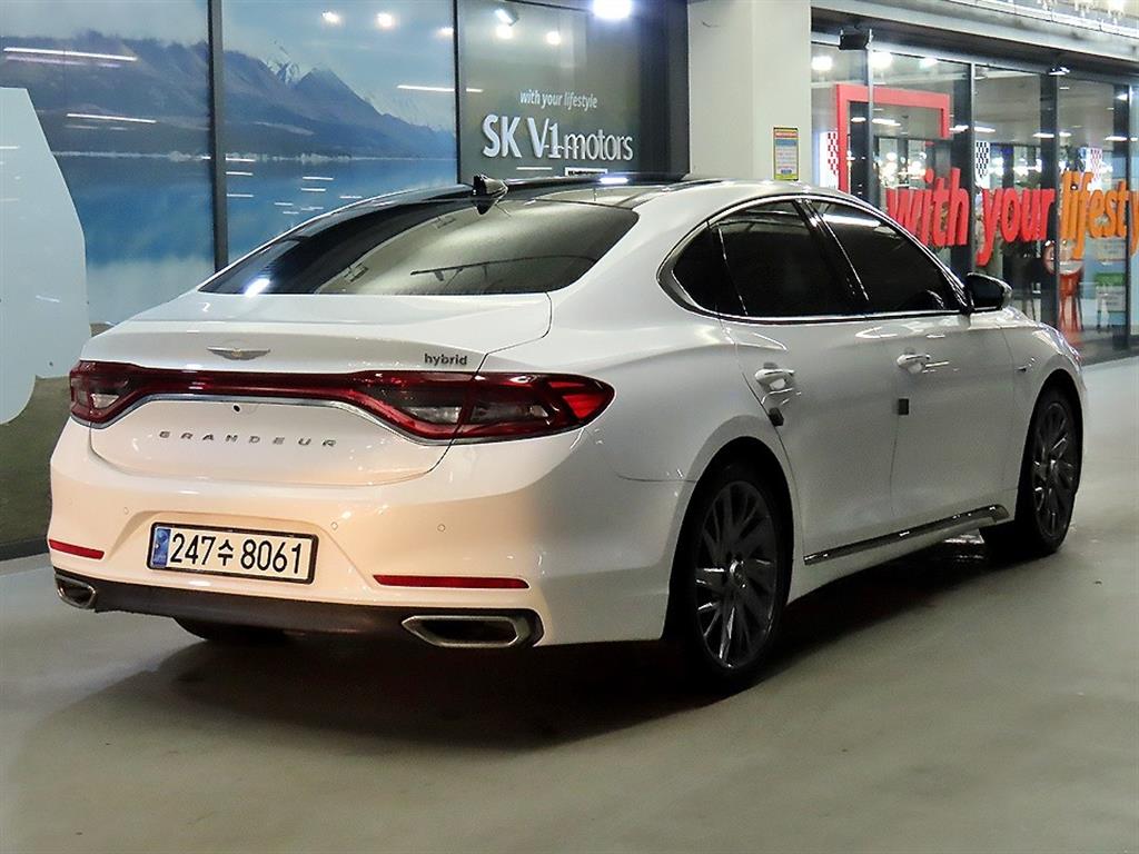 HYUNDAI Grandeur - Vista 4