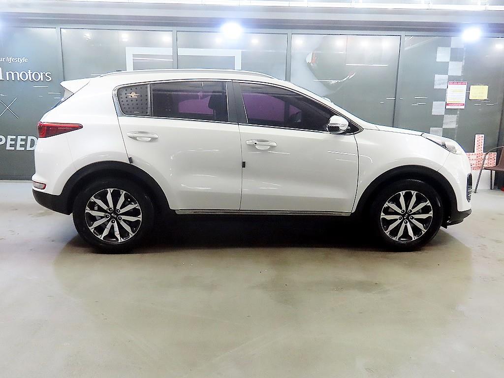 KIA Sportage - Vista 3
