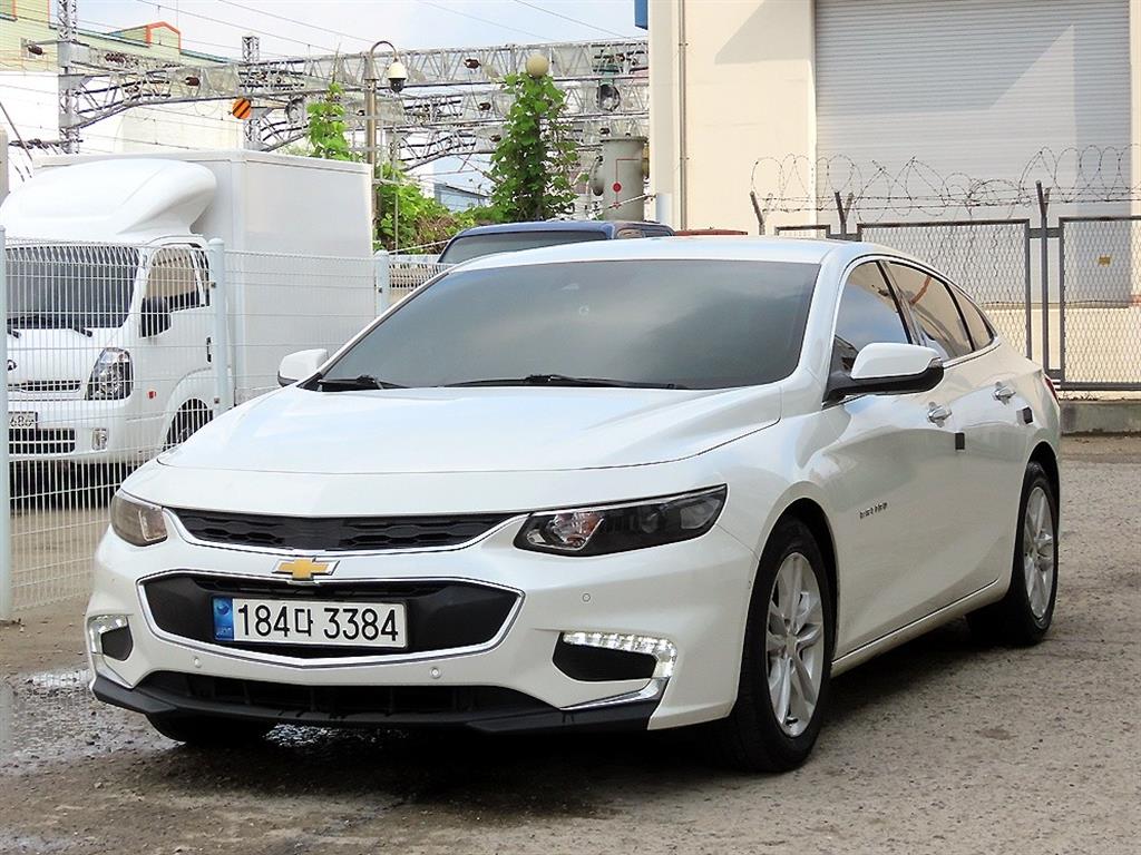 Chevrolet Malibu - Vista 2