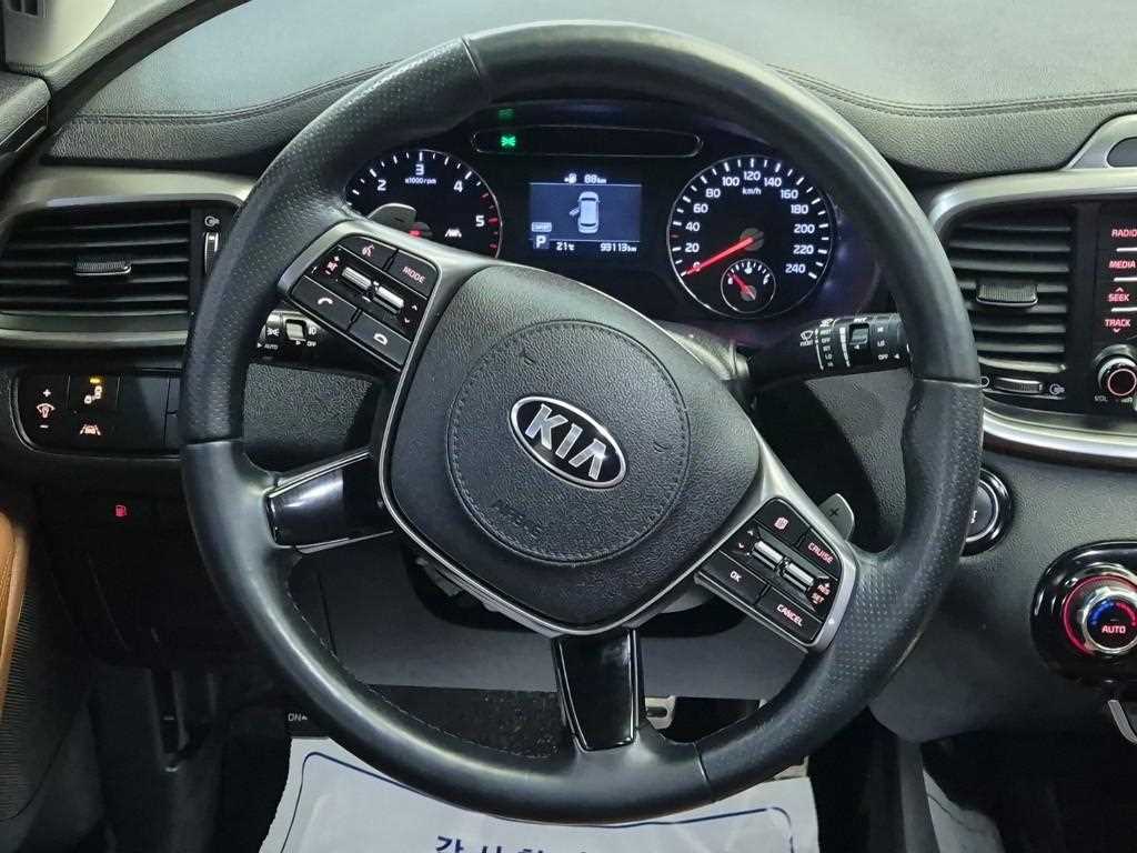 KIA Sorento - Vista 8