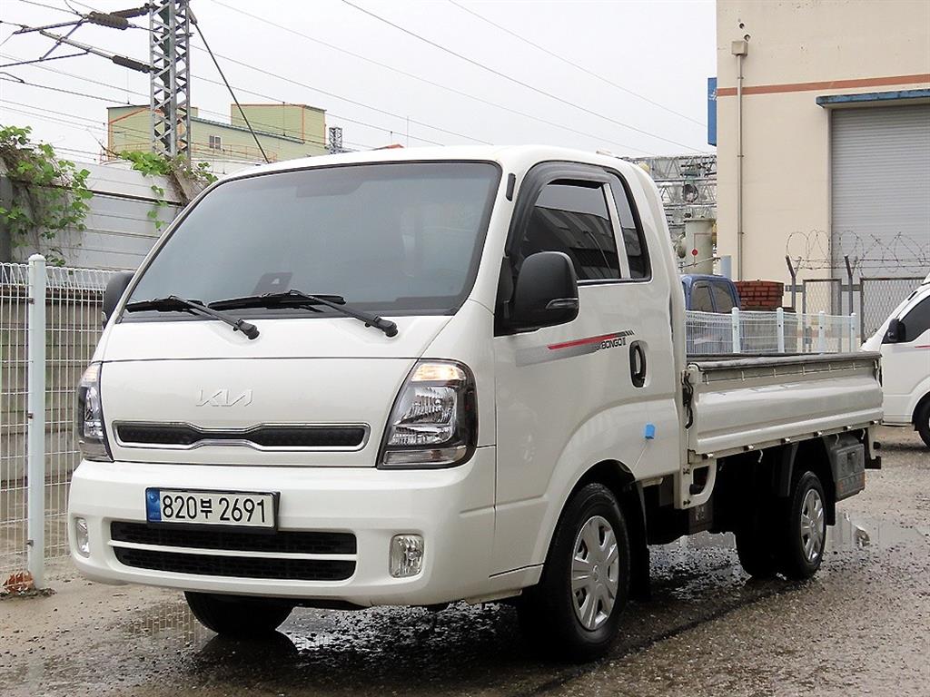 Small Truck Cargo (small) - Vista 2