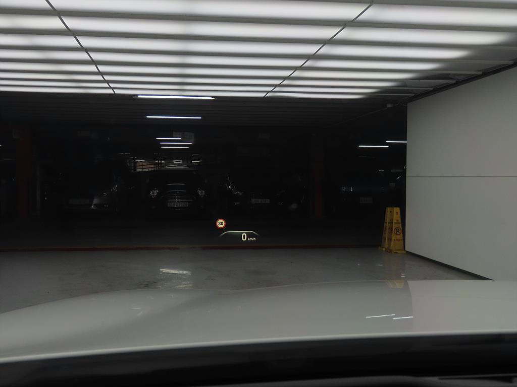 BMW 5 Series 2018 Blanco - Importación desde Corea - HF Imports Iquique - Foto 15